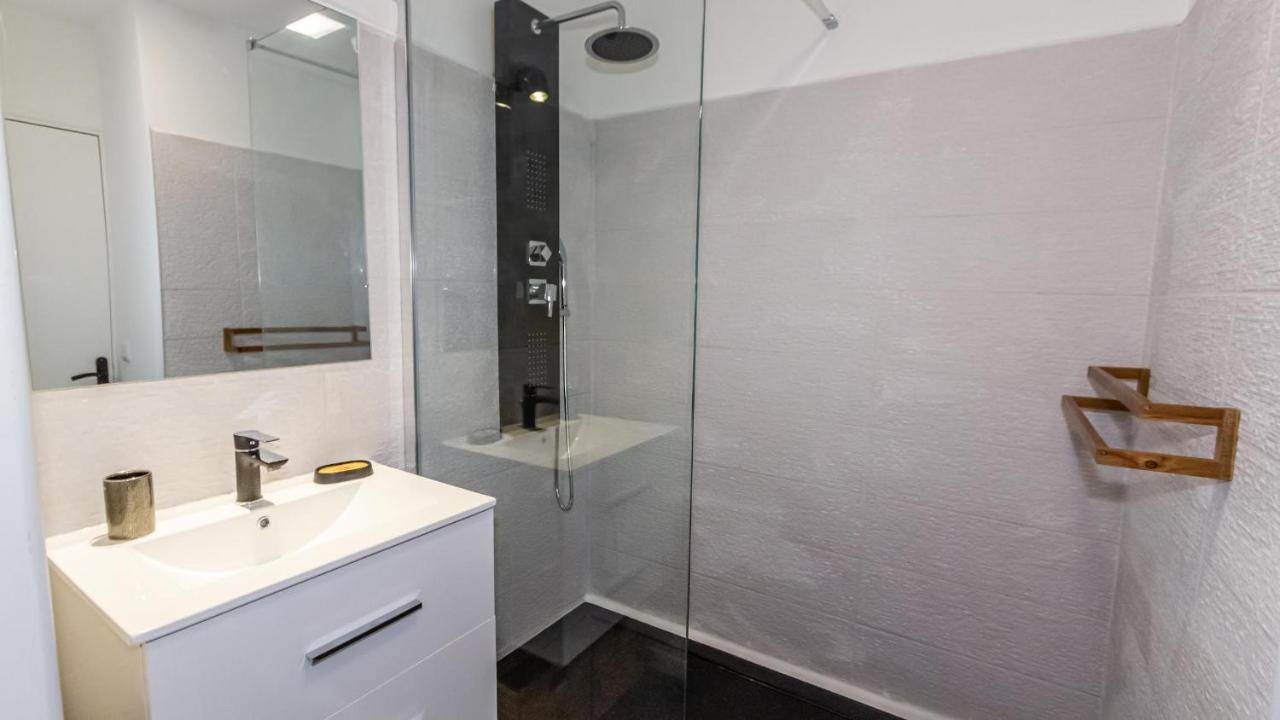 Ti Jacques Location - Saint-Gilles Les Bains - Studio Pour 2 Personnes Exterior photo